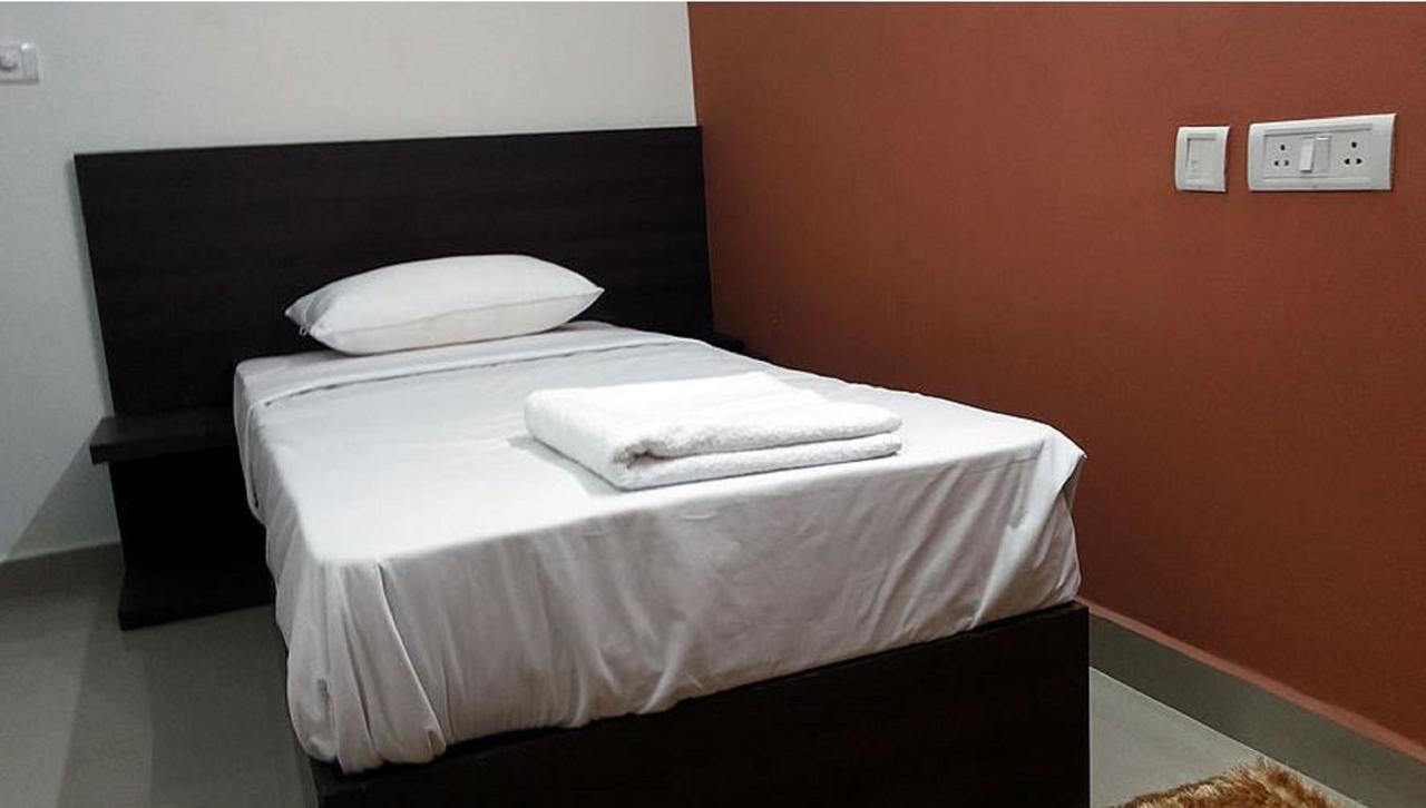 Ebenezer Suites Bangalore Dış mekan fotoğraf